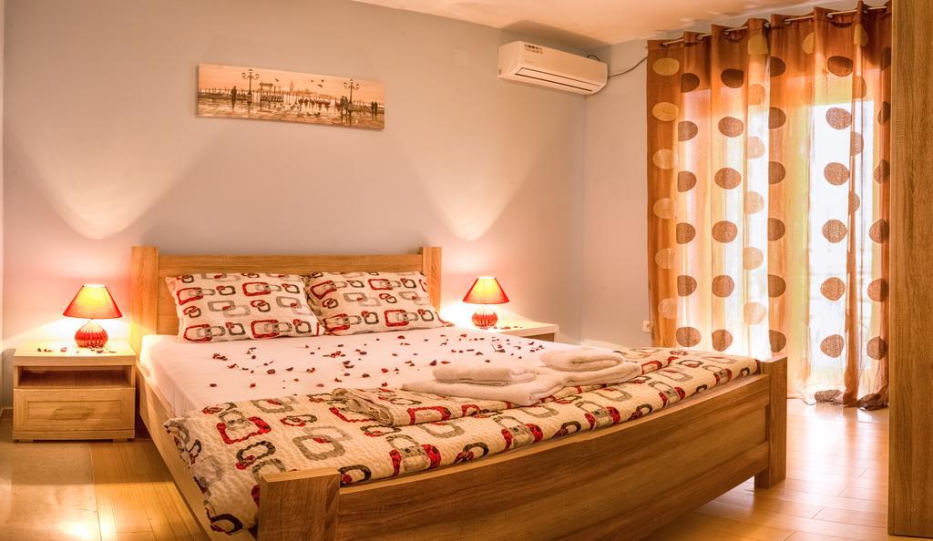 Apartments Kula Рисан Экстерьер фото